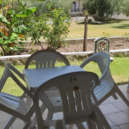 Appartement Kiparissis *