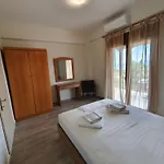 Kiparissis Apartman Kriopijí