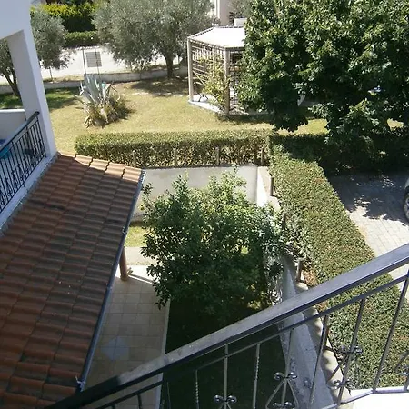 Διαμέρισμα Kiparissis