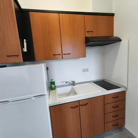 Apartament Kiparissis *